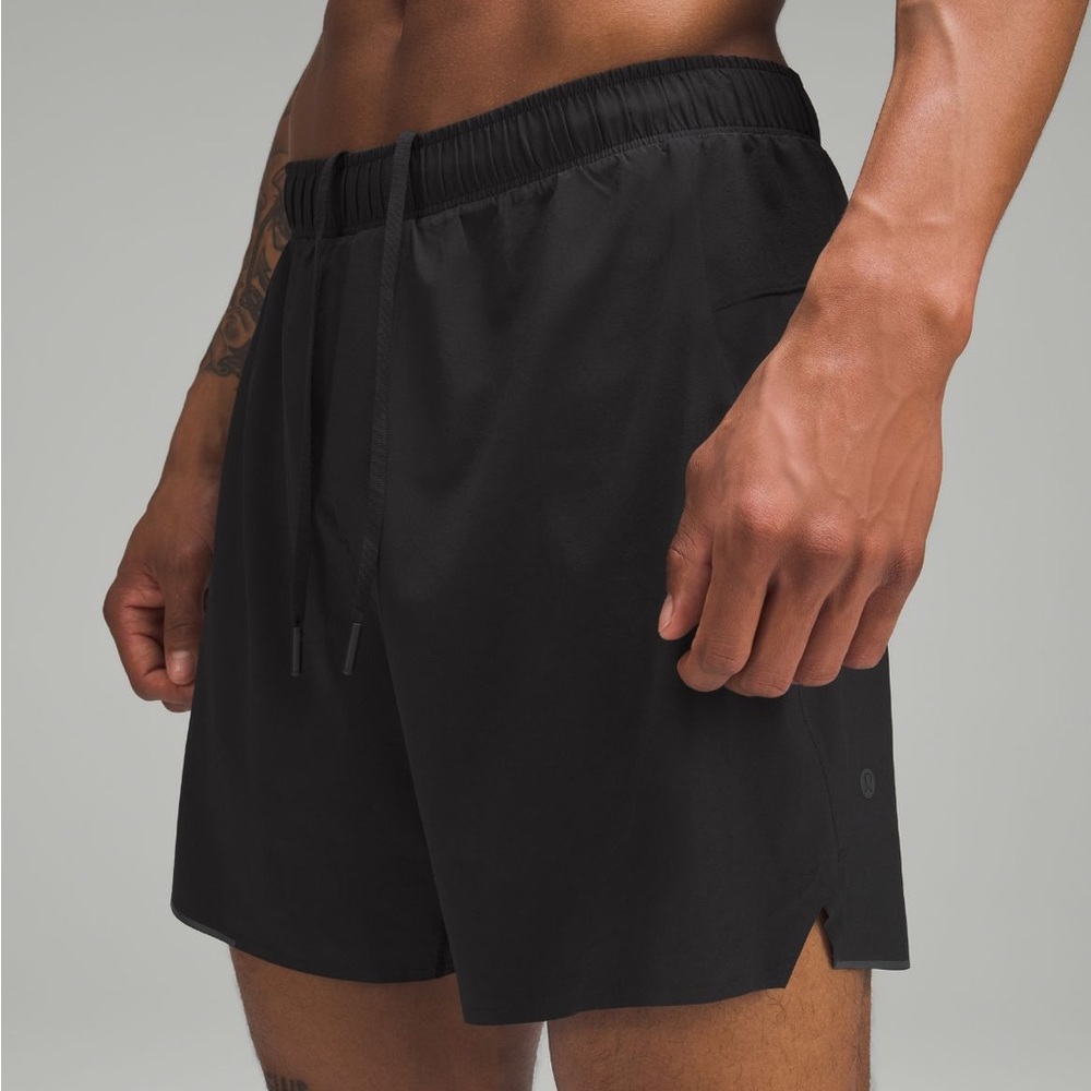 Lulu lemon mens Surge lined 6” short